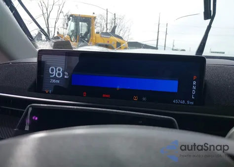 2022 Ford Mustang Mach-E Premium z USA, uszkodzony, nr VIN 3FMTK3SU4NMA40798